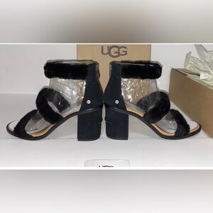 New! UGG DEL REY FLUFF BLACK SHEARLING ZIP HEEL US 8.5 / EU 39.5 / UK 6.5